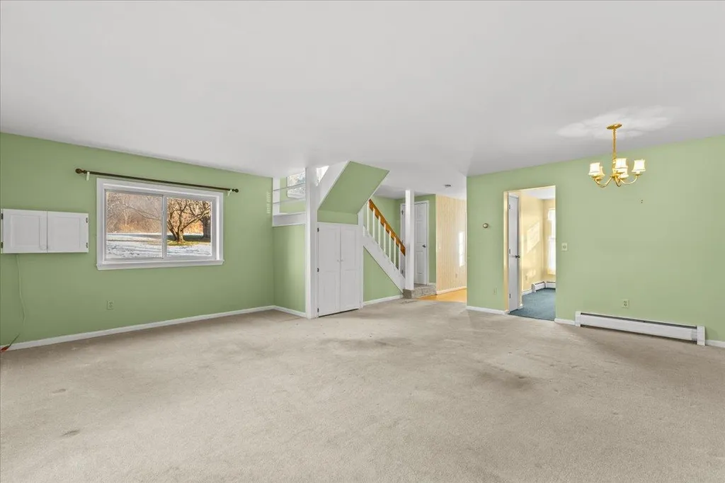J8 Stonehedge Drive South Burlington VT 05403