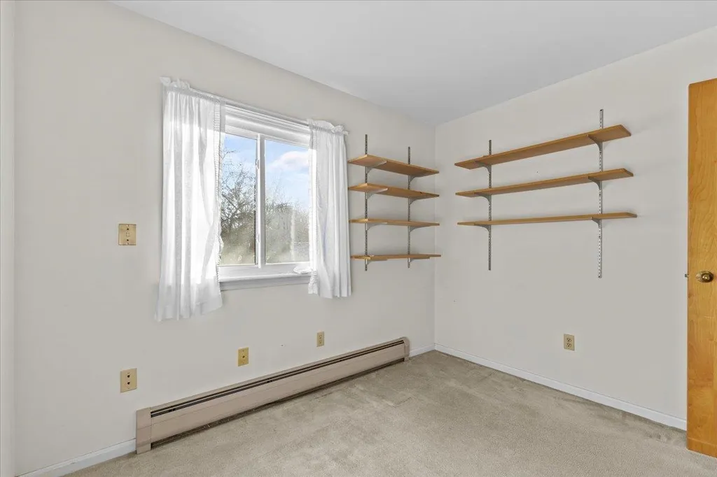 J8 Stonehedge Drive South Burlington VT 05403