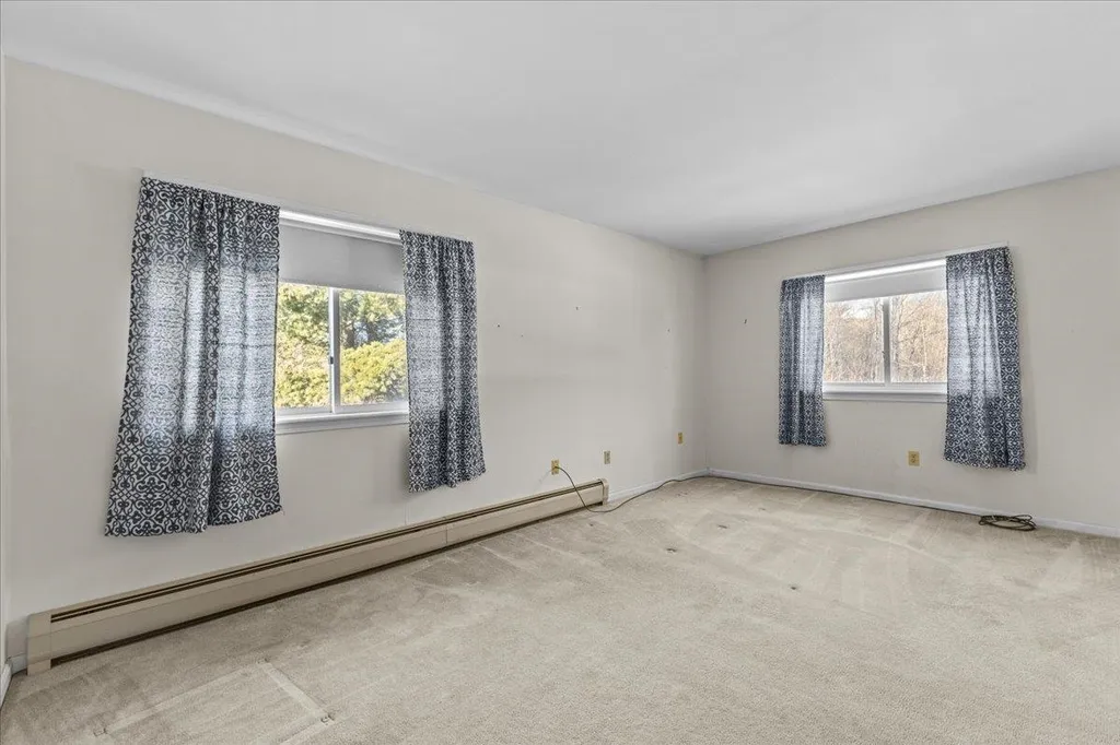 J8 Stonehedge Drive South Burlington VT 05403