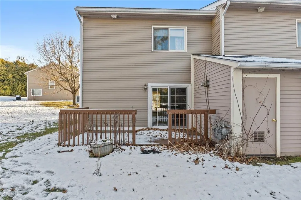 J8 Stonehedge Drive South Burlington VT 05403