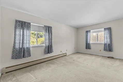 J8 Stonehedge Drive South Burlington VT 05403