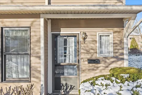 J8 Stonehedge Drive South Burlington VT 05403