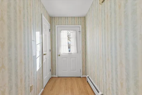 J8 Stonehedge Drive South Burlington VT 05403
