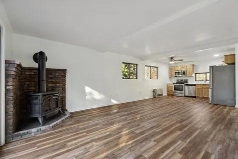 111 Coburn Avenue Nashua NH 03063