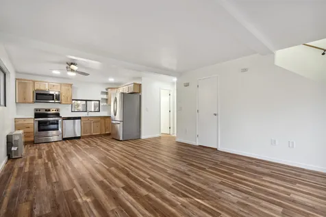 111 Coburn Avenue Nashua NH 03063