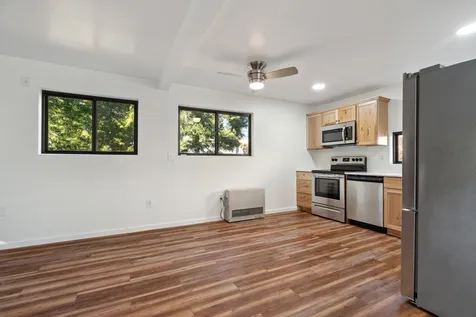 111 Coburn Avenue Nashua NH 03063