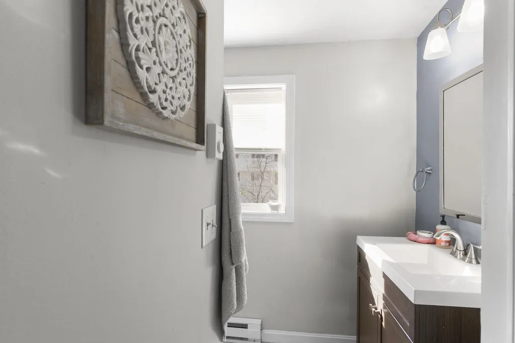 47 Hillside Drive Greenland NH 03840