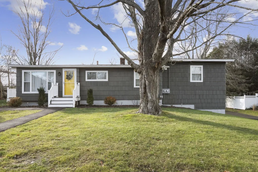 47 Hillside Drive Greenland NH 03840