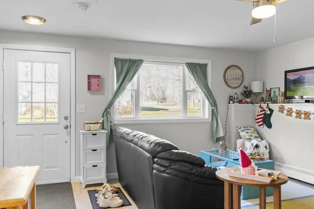 47 Hillside Drive Greenland NH 03840
