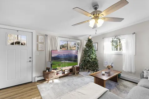 47 Hillside Drive Greenland NH 03840