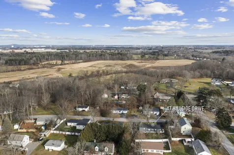47 Hillside Drive Greenland NH 03840