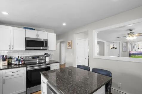 47 Hillside Drive Greenland NH 03840
