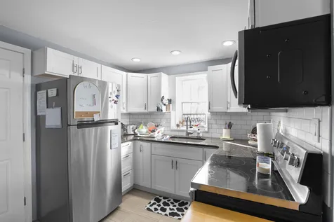 47 Hillside Drive Greenland NH 03840