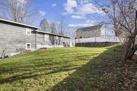 47 Hillside Drive Greenland NH 03840