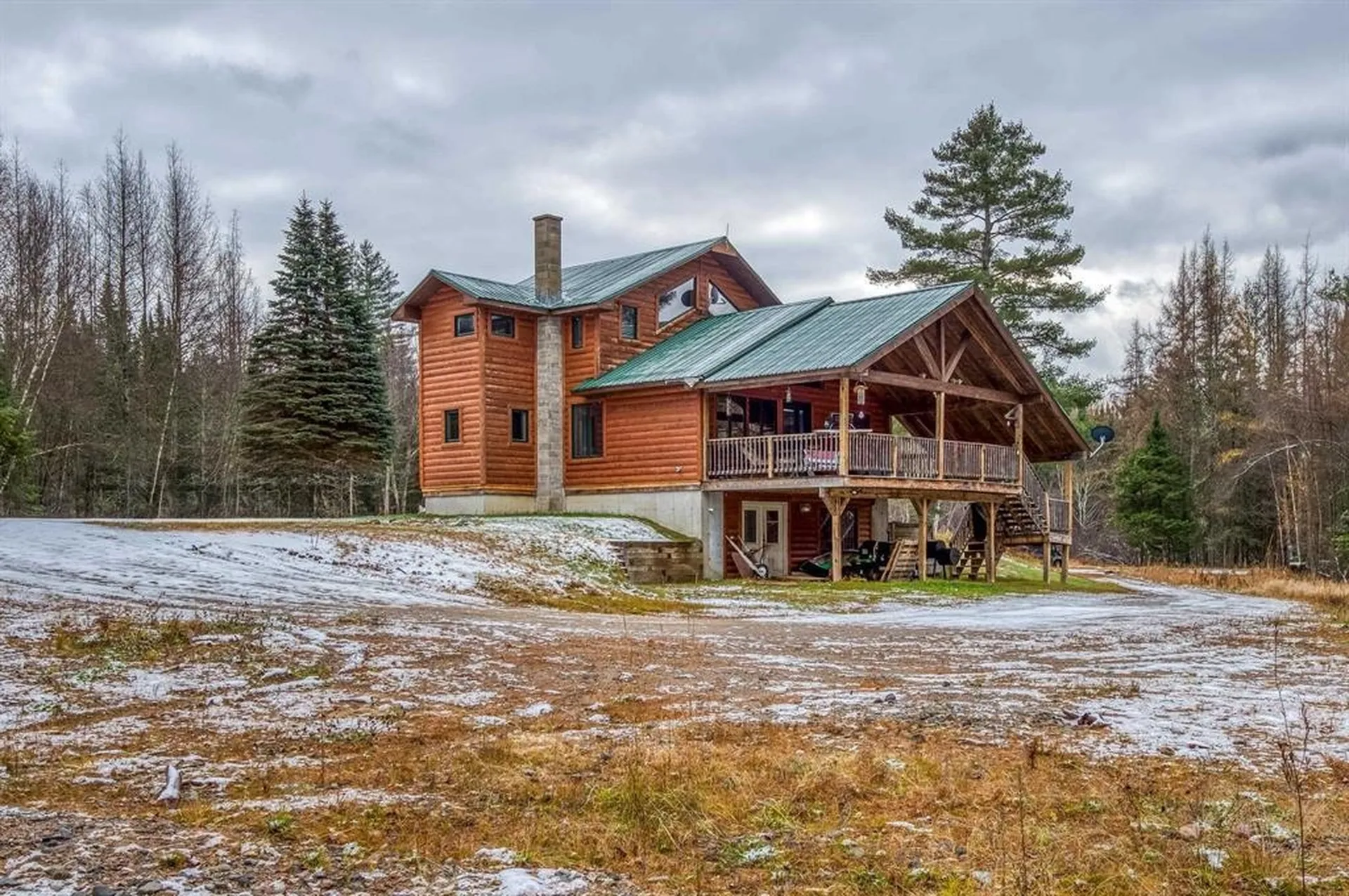 372 Paris Road Stark NH 03582