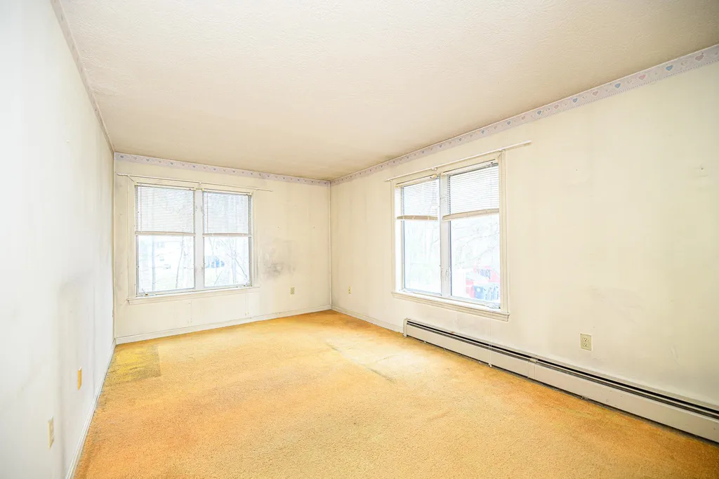 3 Timberwood Drive Goffstown NH 03045