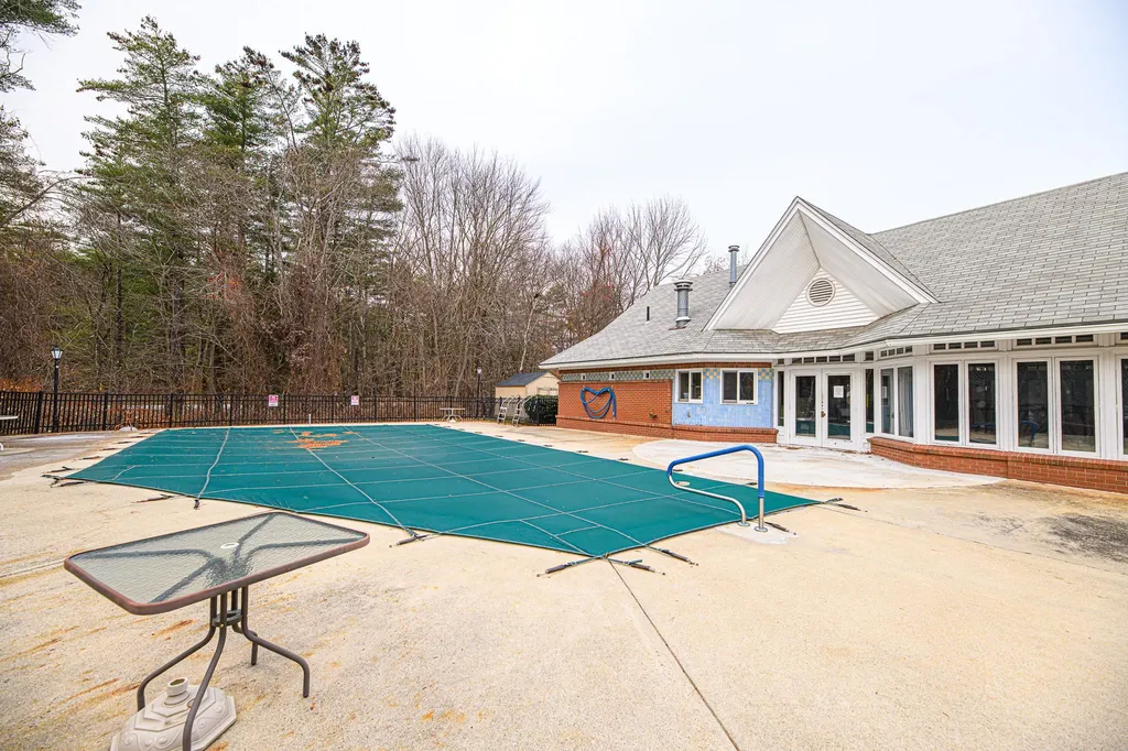 3 Timberwood Drive Goffstown NH 03045