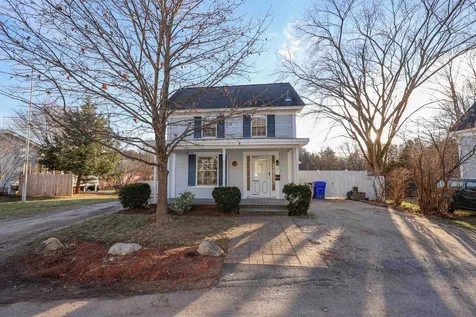 5 Carr Court Goffstown NH 03045
