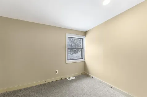 185 & 187 Main Street Colebrook NH 03576