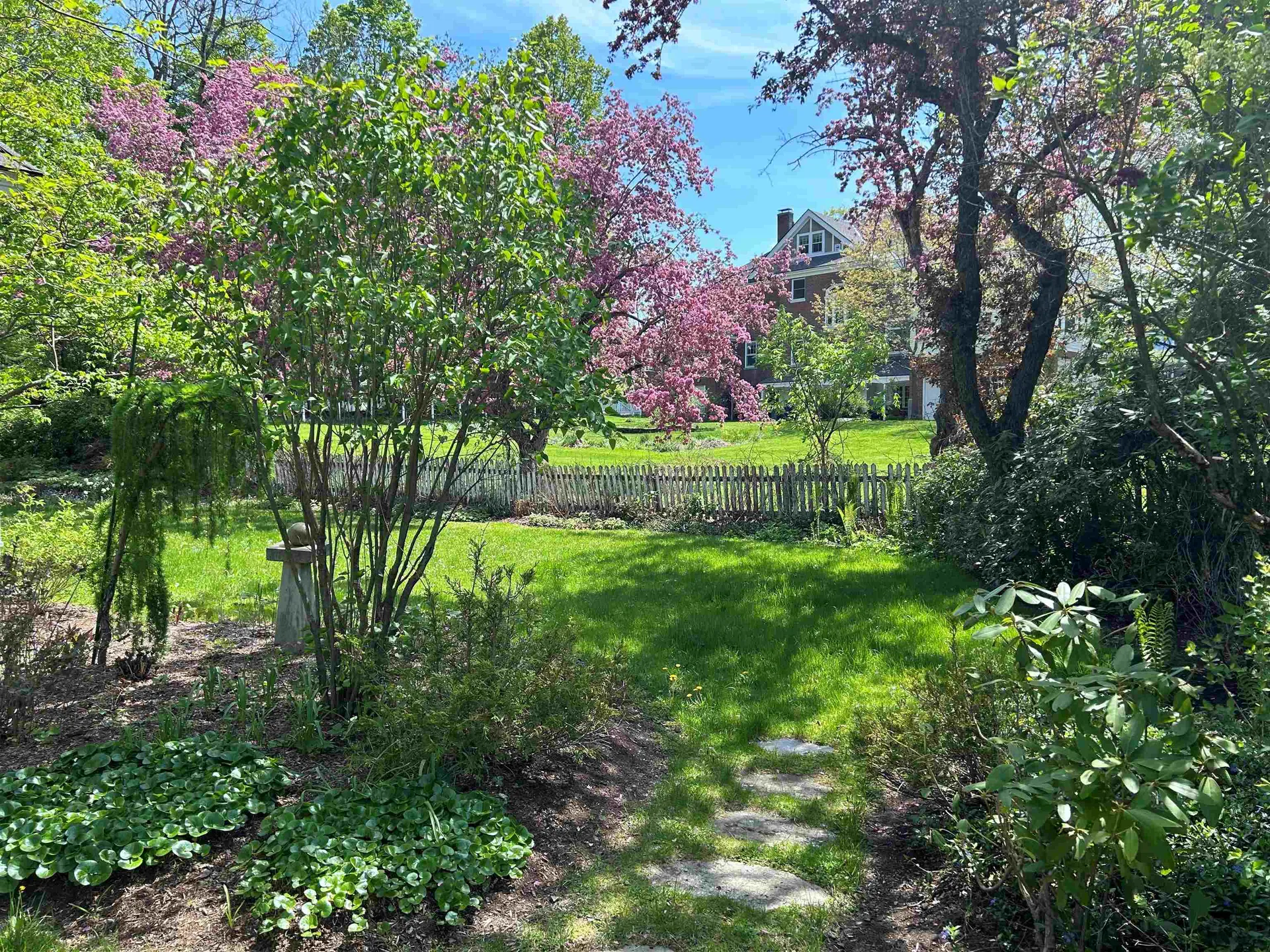 17 Choate Road Hanover NH 03755