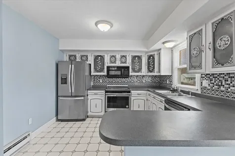 61 Hope Street Burlington VT 05408