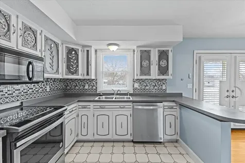 61 Hope Street Burlington VT 05408