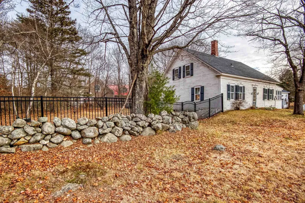 283 New Durham Road Alton NH 03809