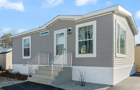 210 Oriental Gardens Road Portsmouth NH 03801