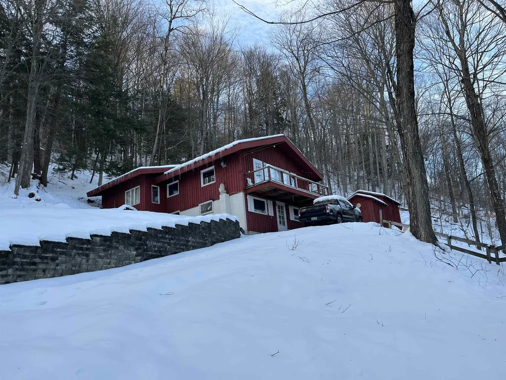 2878 German Flats Road Warren VT 05674
