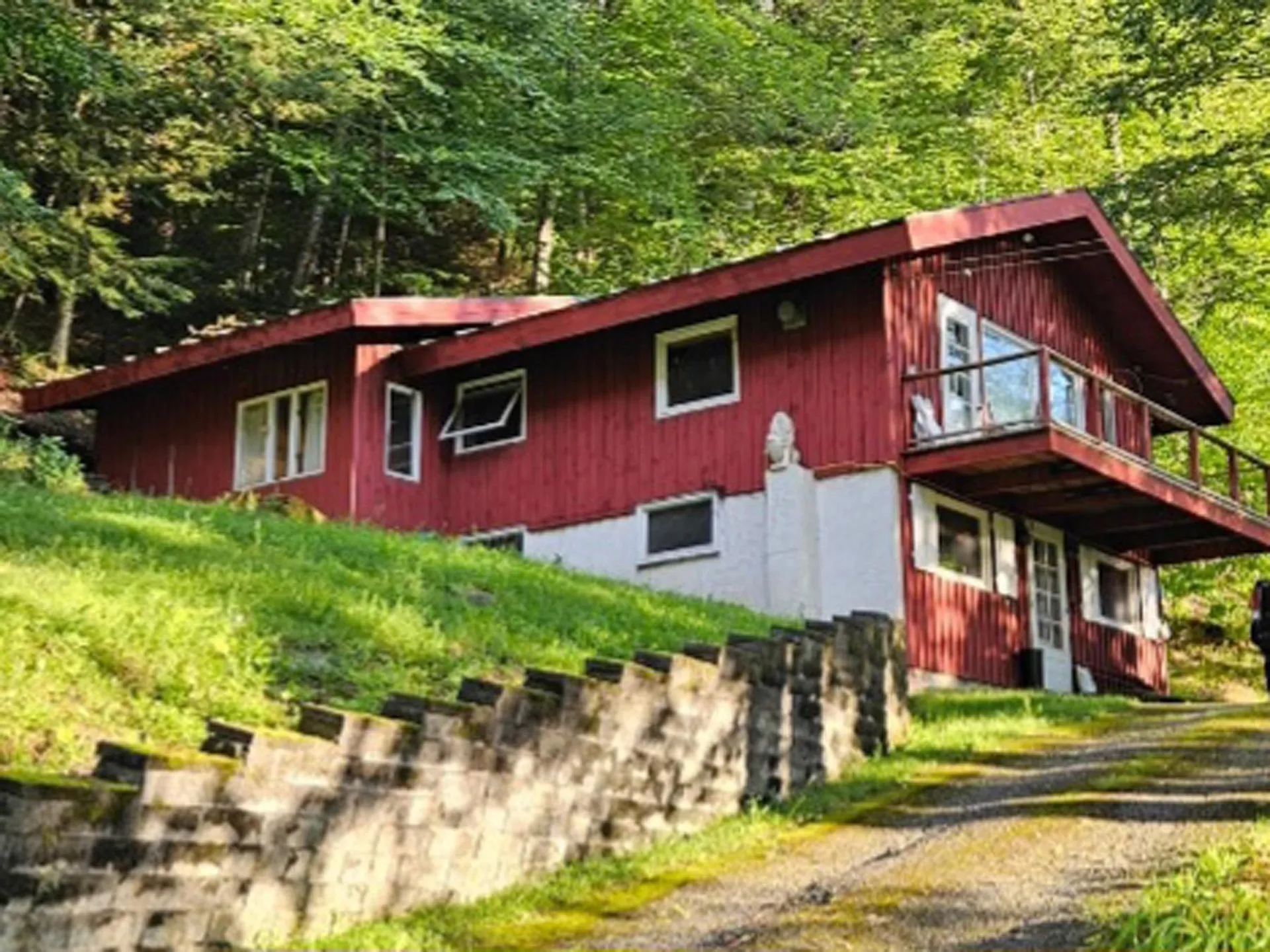 2878 German Flats Road Warren VT 05674