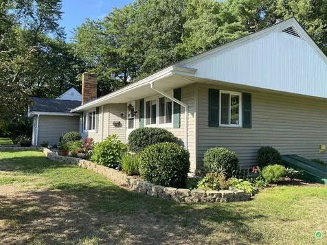 35 Mann Court Claremont NH 03743