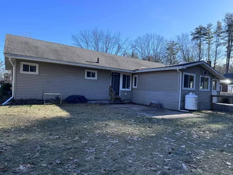 35 Mann Court Claremont NH 03743