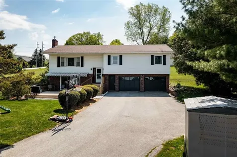 34 Johnny Cake Lane St. Albans Town VT 05478