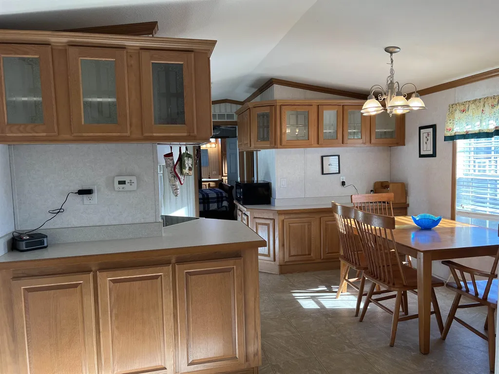 59 Hagop Road Salem NH 03079