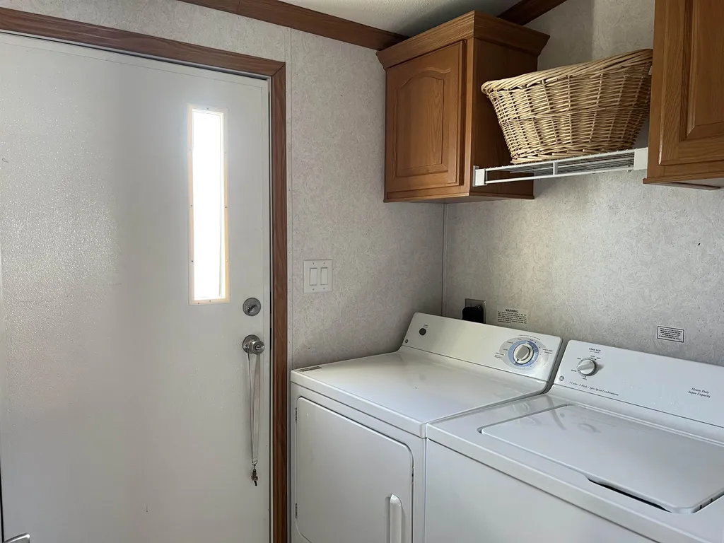59 Hagop Road Salem NH 03079