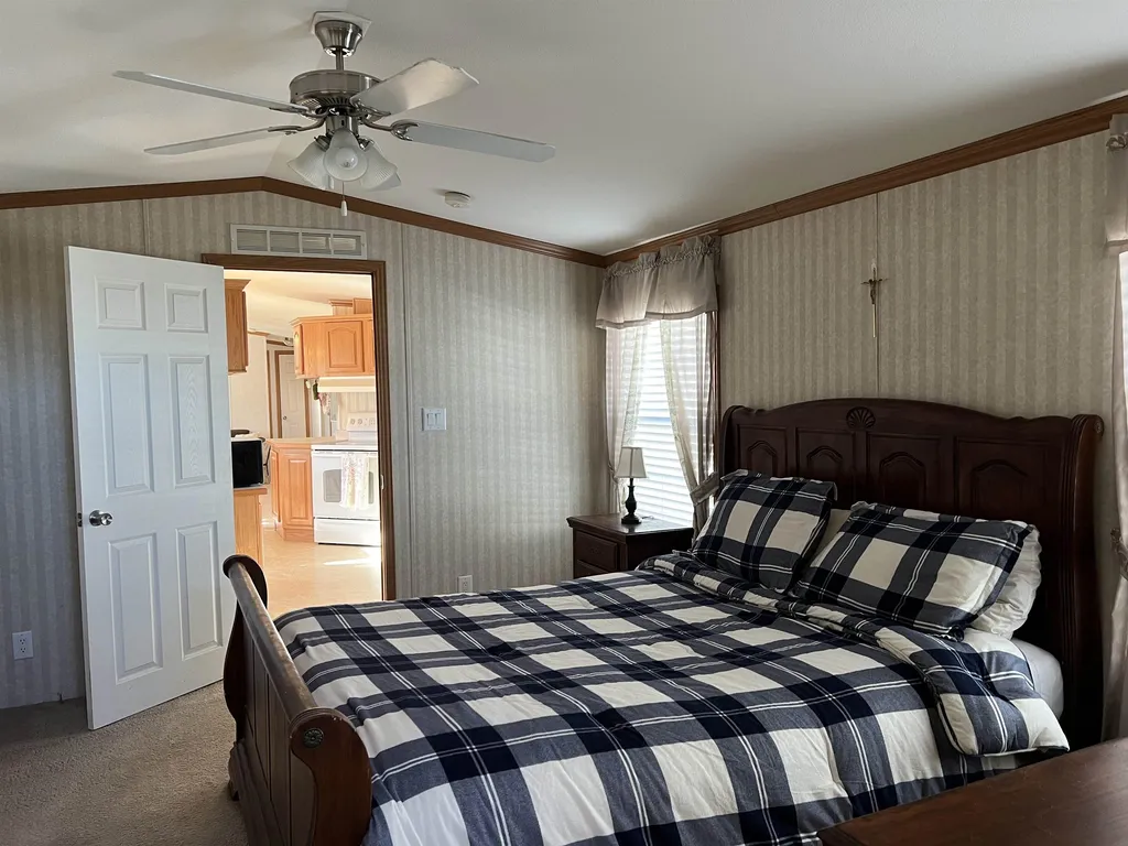 59 Hagop Road Salem NH 03079