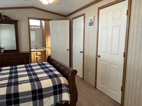 59 Hagop Road Salem NH 03079