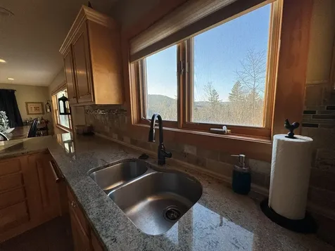 334 Alzac Lane Wardsboro VT 05355