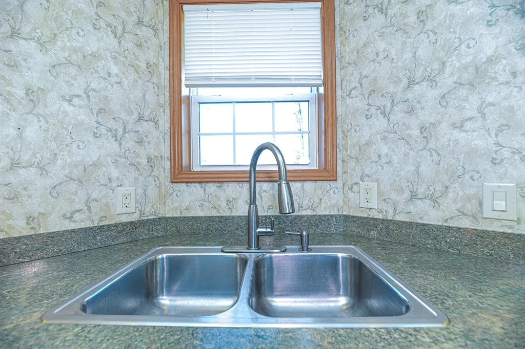 4 S Elderberry Lane Rochester NH 03867
