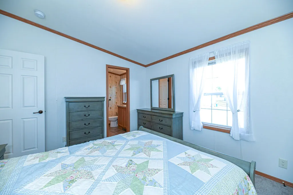 4 S Elderberry Lane Rochester NH 03867