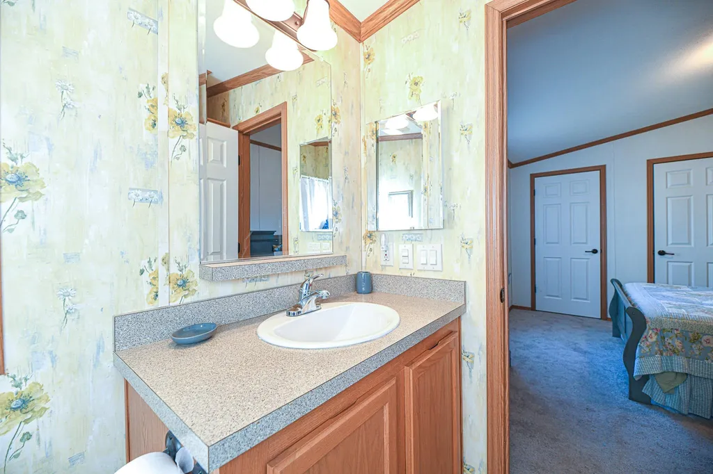 4 S Elderberry Lane Rochester NH 03867