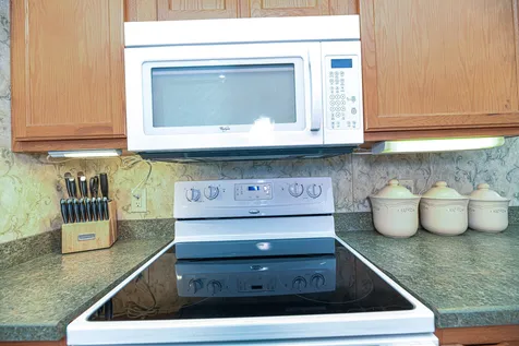 4 S Elderberry Lane Rochester NH 03867