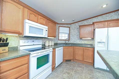 4 S Elderberry Lane Rochester NH 03867