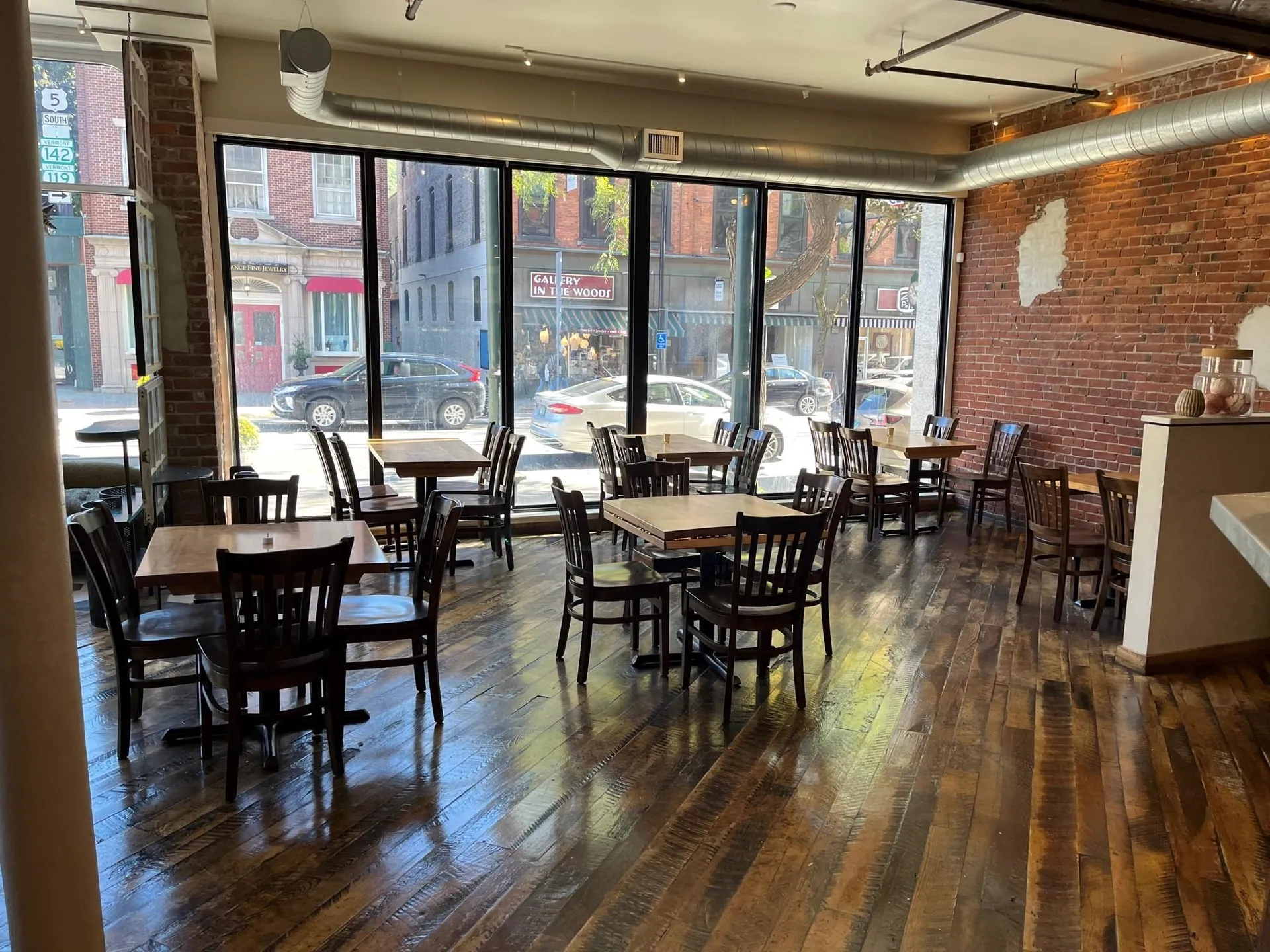 136 Main Street Brattleboro VT 05301