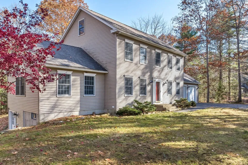 32 Heritage Drive Berwick ME 03901-2753