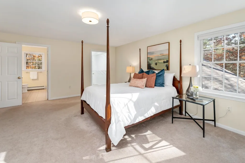 32 Heritage Drive Berwick ME 03901-2753