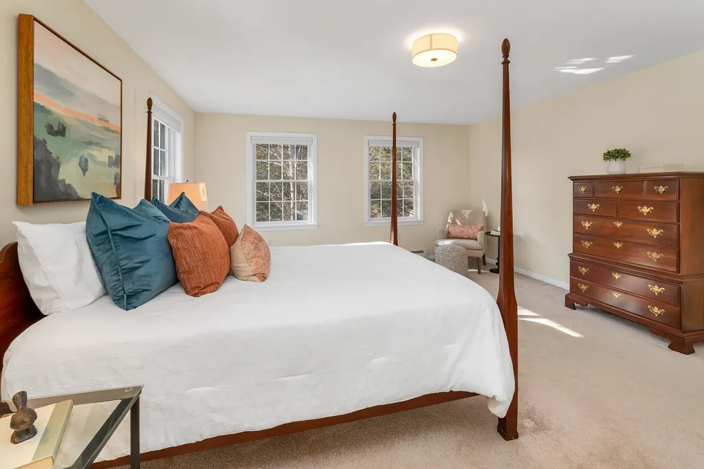 32 Heritage Drive Berwick ME 03901-2753
