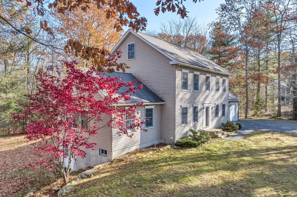 32 Heritage Drive Berwick ME 03901-2753