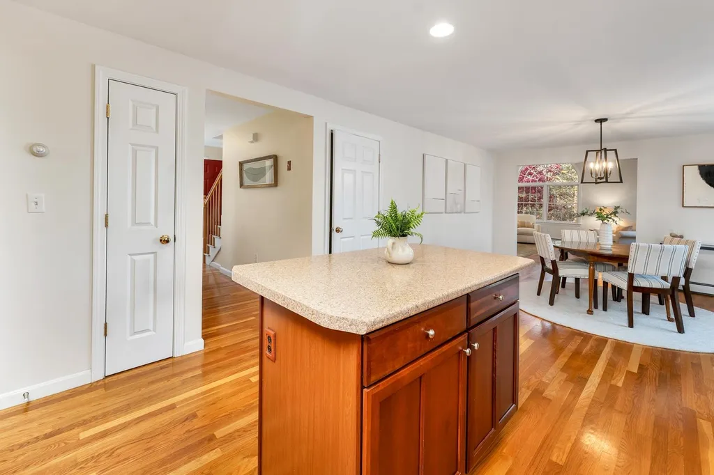 32 Heritage Drive Berwick ME 03901-2753