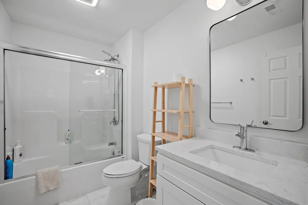 111 Woodland Loop Lincoln NH 03251
